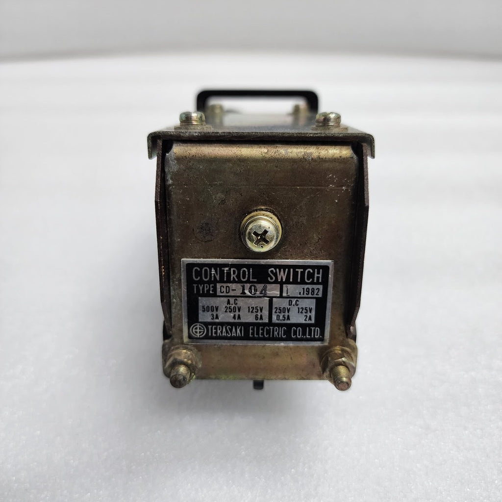 TERASAKI CD-104 CONTROL SWITCH 125-500VAC / 125-250VDC