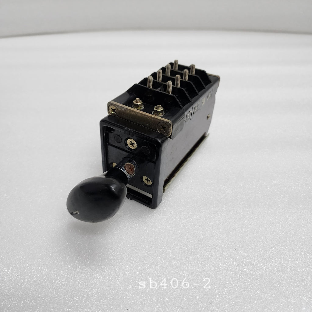 TERASAKI CD-104 CONTROL SWITCH 125-500VAC / 125-250VDC