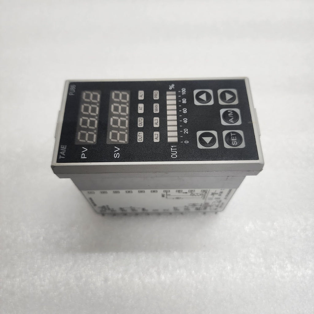 TAIE FU86 TEMPERATURE CONTROLLER FU86-30100B