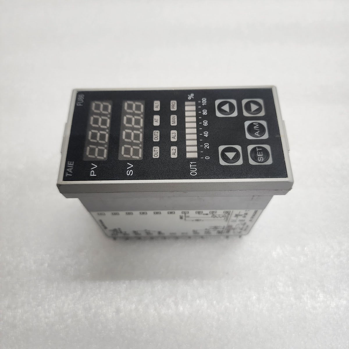 TAIE FU86 TEMPERATURE CONTROLLER FU86-30100B