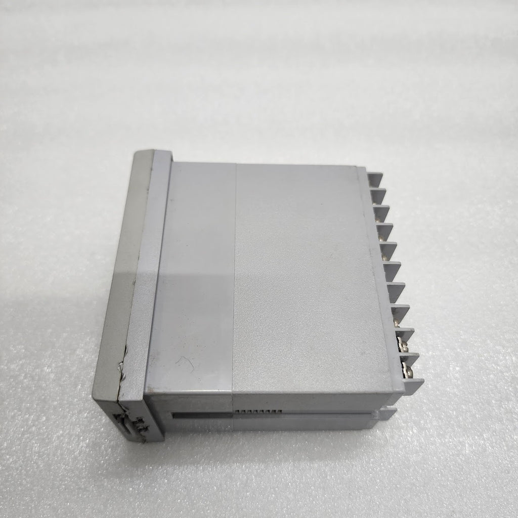 TAIE FU86 TEMPERATURE CONTROLLER FU86-30100B