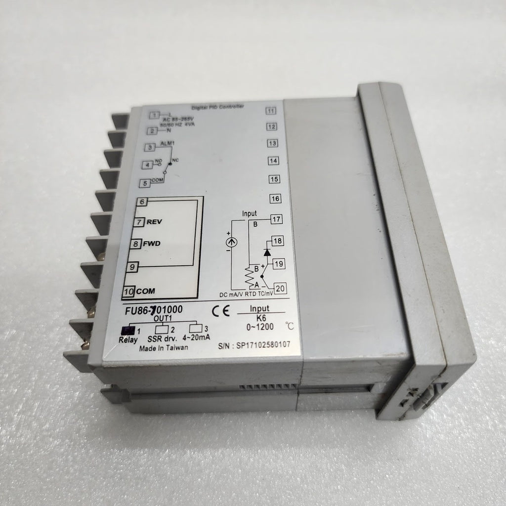 TAIE FU86 TEMPERATURE CONTROLLER FU86-701000 85-265V PID