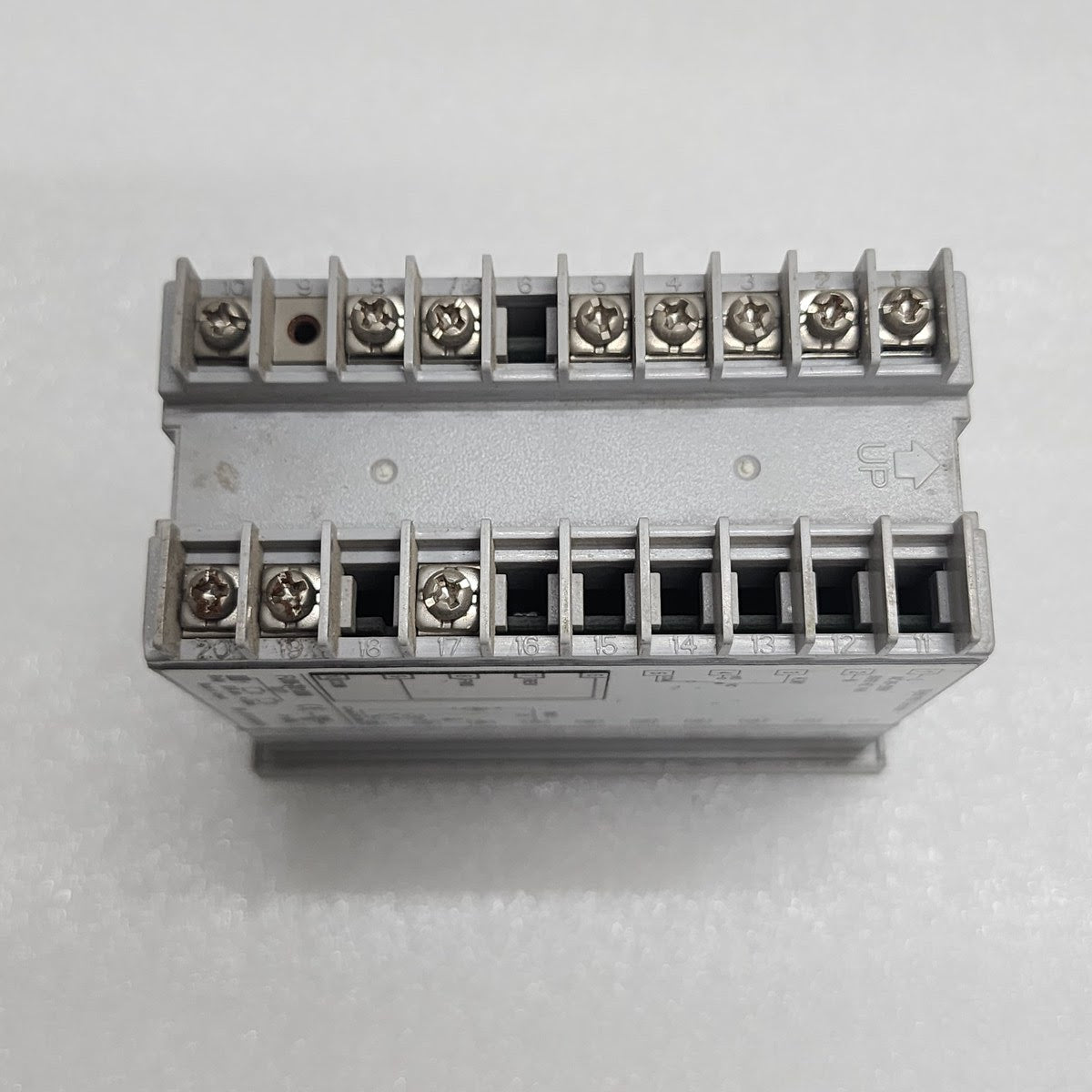 TAIE FU86 TEMPERATURE CONTROLLER FU86-701000 85-265V PID