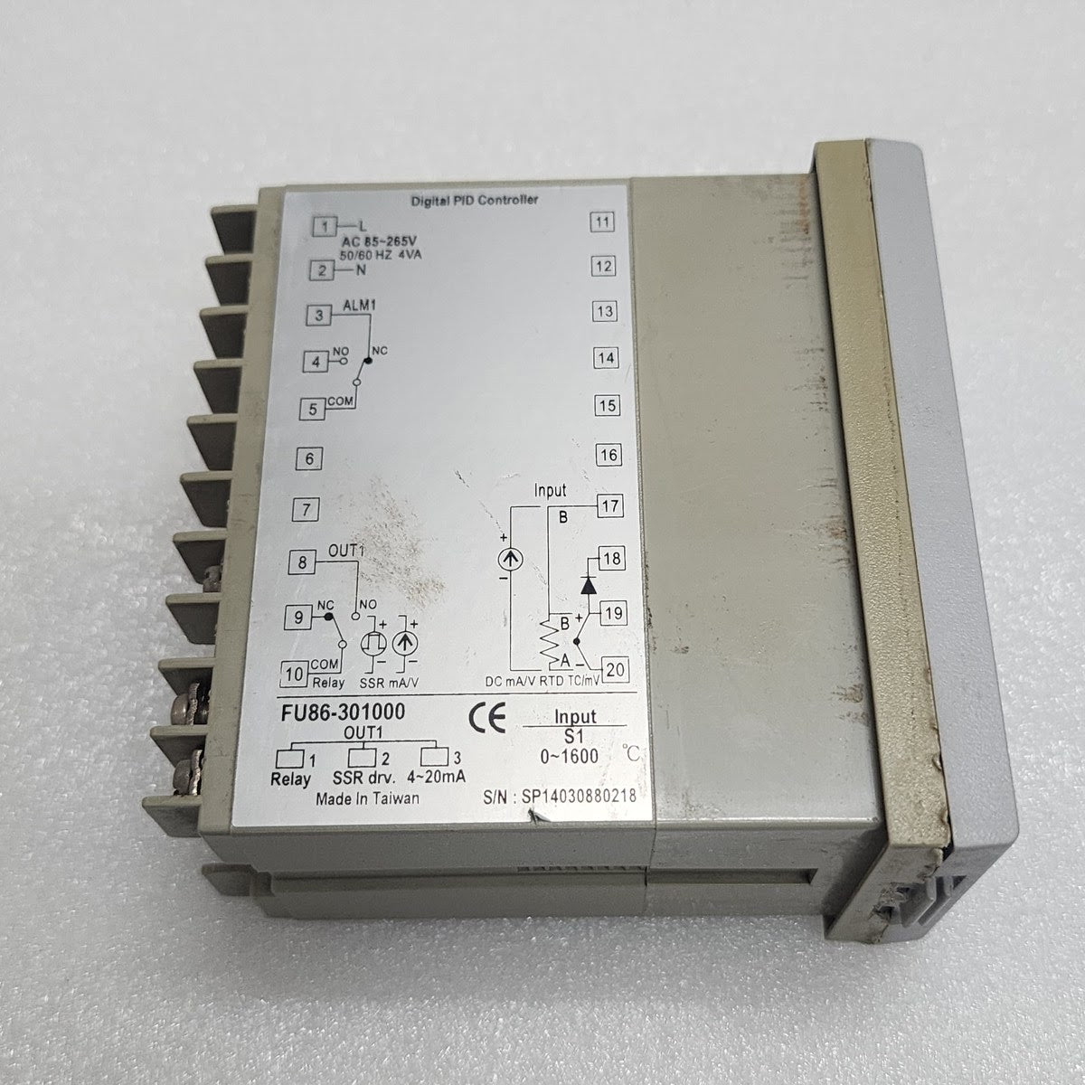 TAIE FU86 PID TEMPERATURE CONTROLLER FU86-301000 85-265V