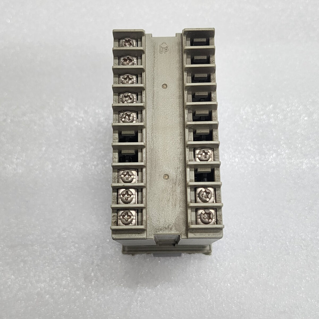 TAIE FU86 PID TEMPERATURE CONTROLLER FU86-301000 85-265V
