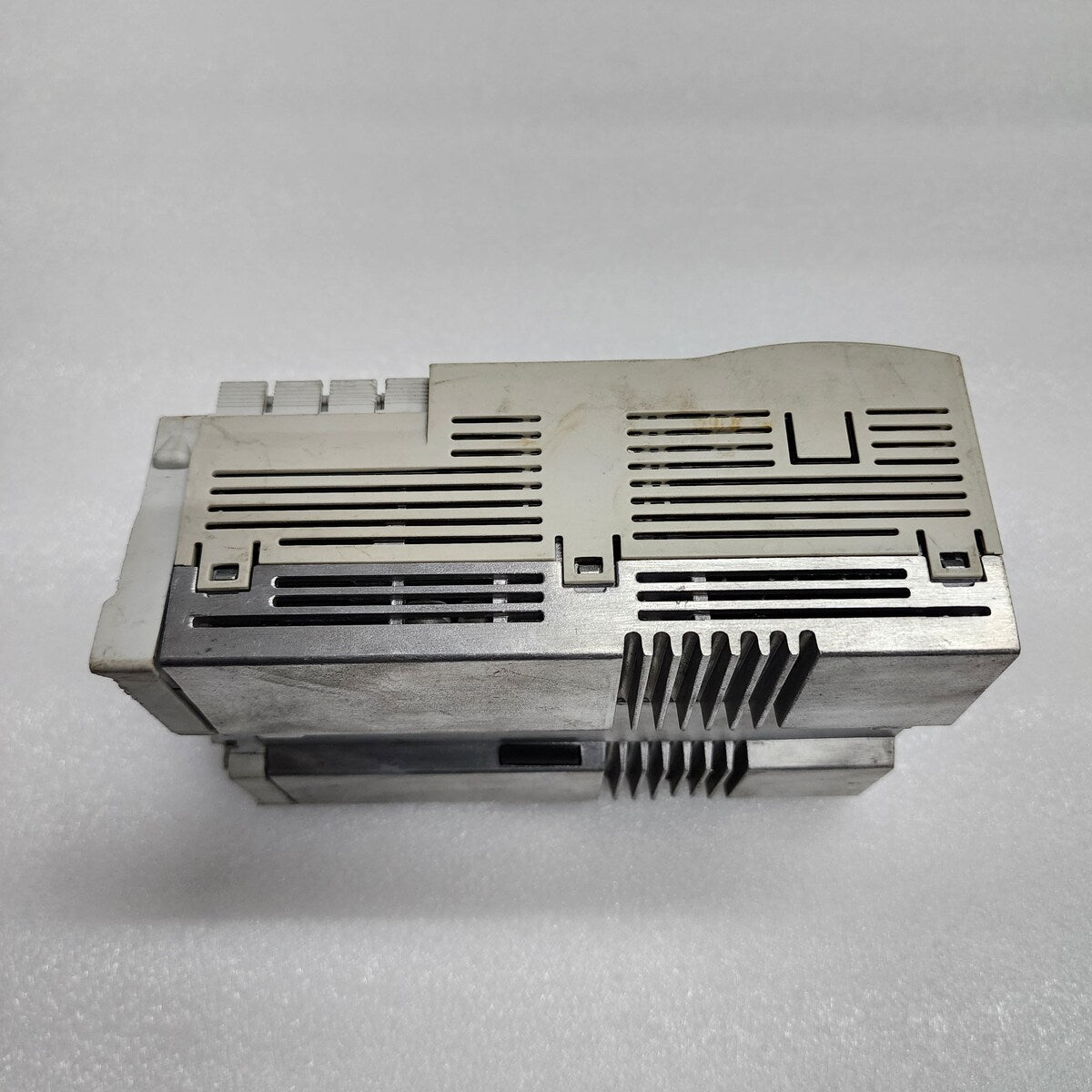 REXROTH CML40.2-NP-330-NA-NNNN-NW INDRACONTROL L40 R911170254 GO1 24VDC