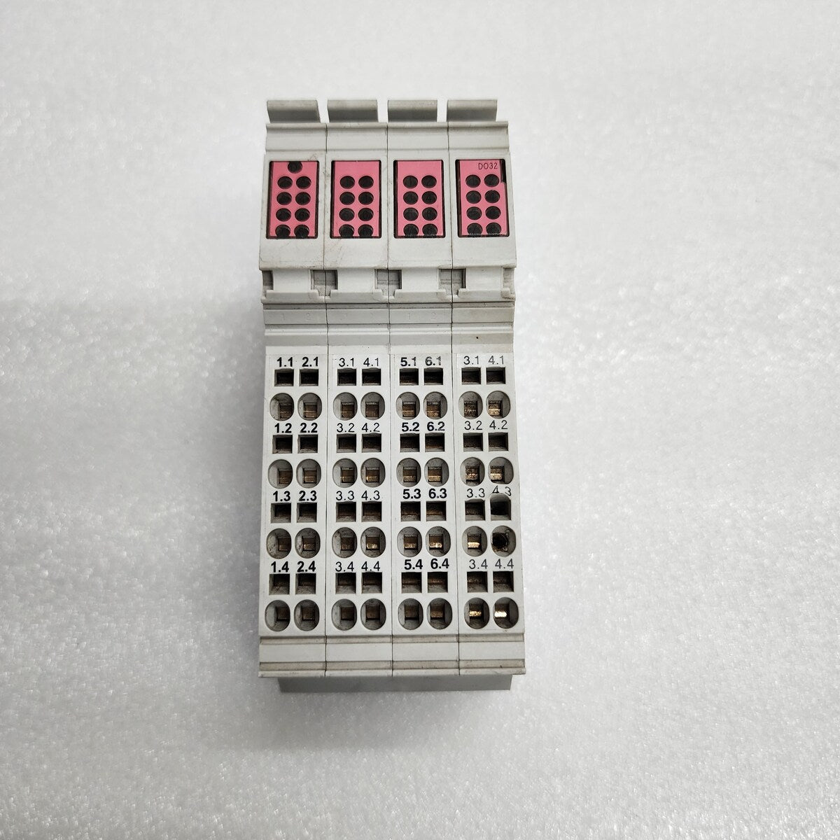 REXROTH R-IB IL 24 DO 32/HD-PAC 32CH DIGITAL INPUT TERMINAL MODULE R911170768-10