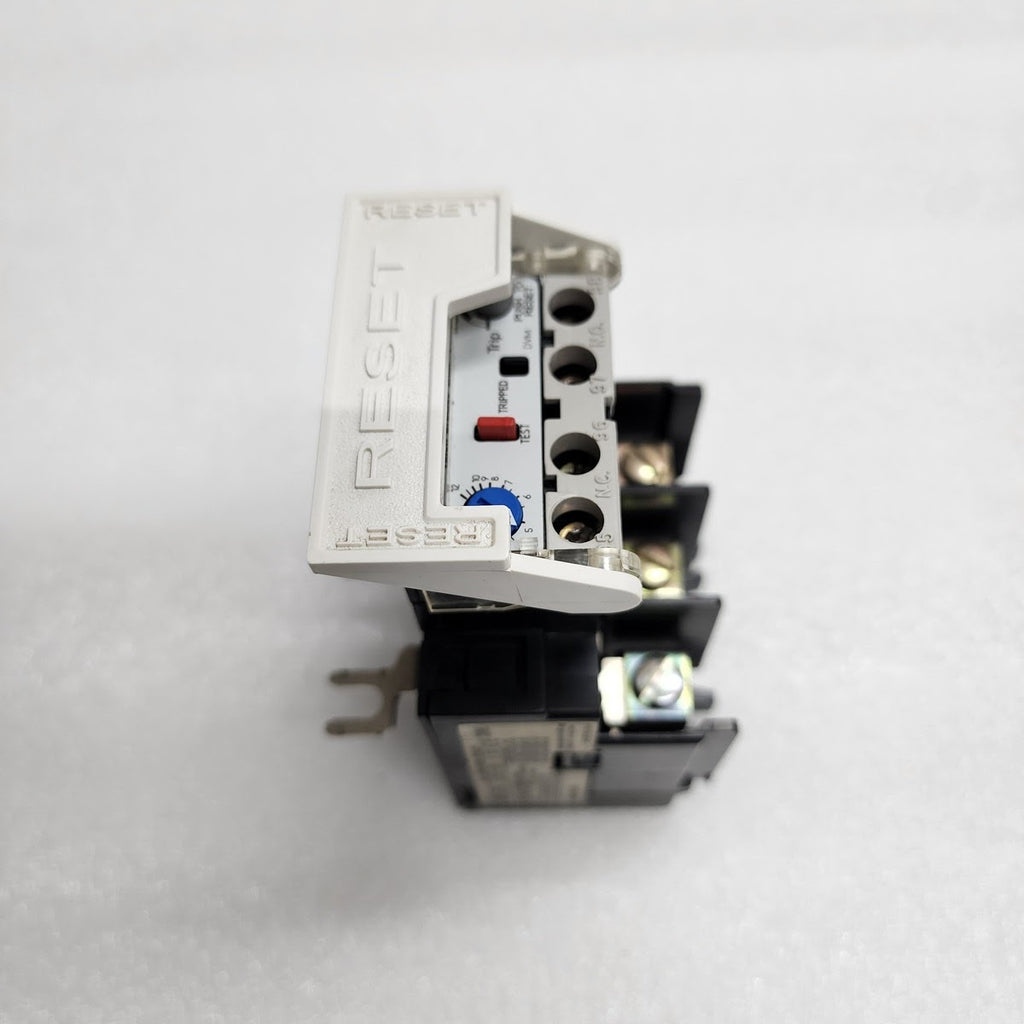 ALLEN BRADLEY CAT 592-A2FA OVERLOAD RELAY 3.7-12 A