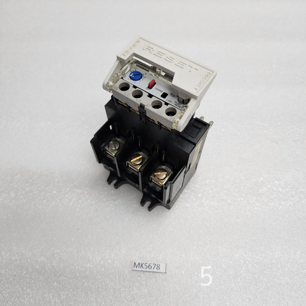 ALLEN BRADLEY CAT 592-A2FA OVERLOAD RELAY 3.7-12 A