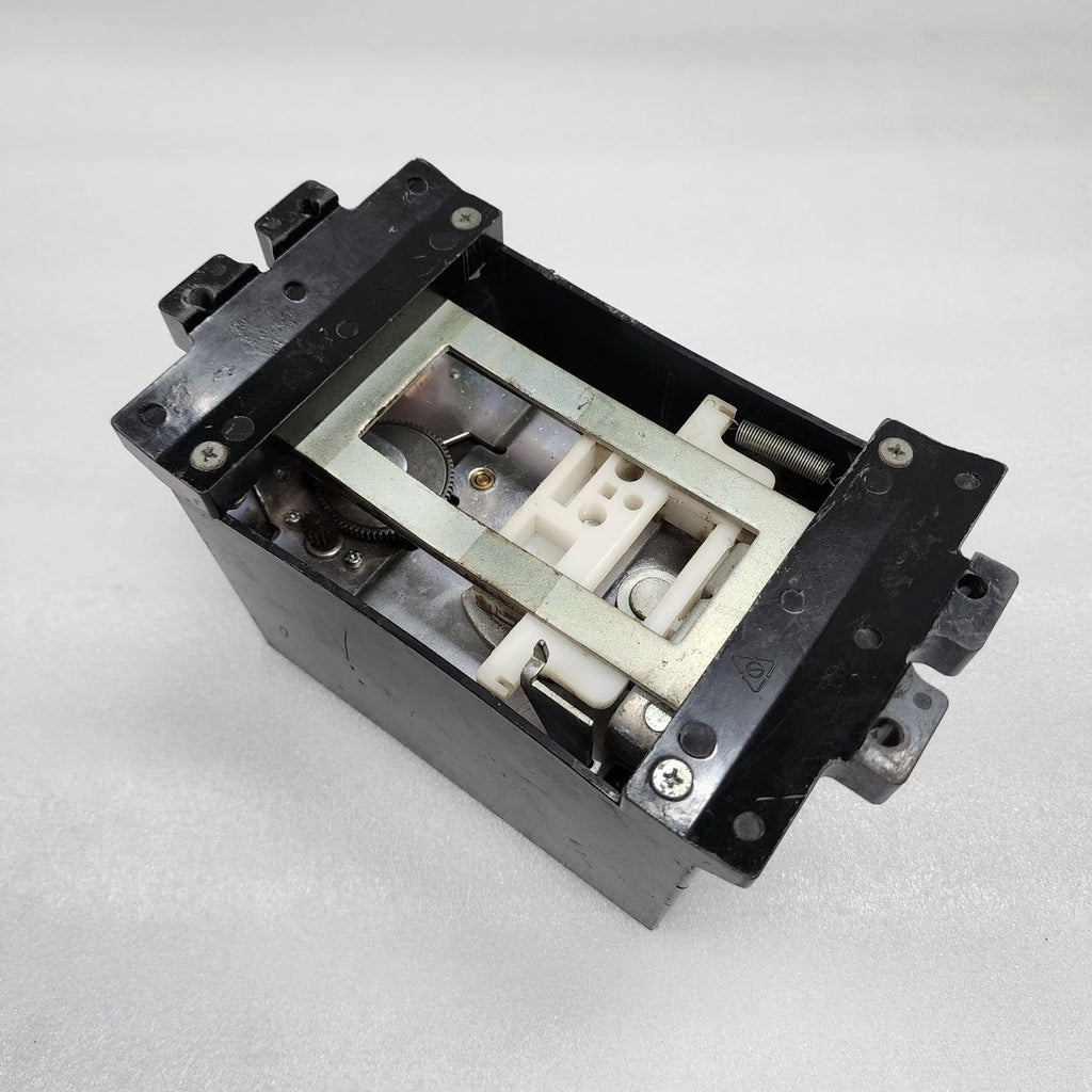 SIEMENS 3VT9400-3MN22 VT400 MOTORIZED OPERATING MECHANISM 220VAC/VDC