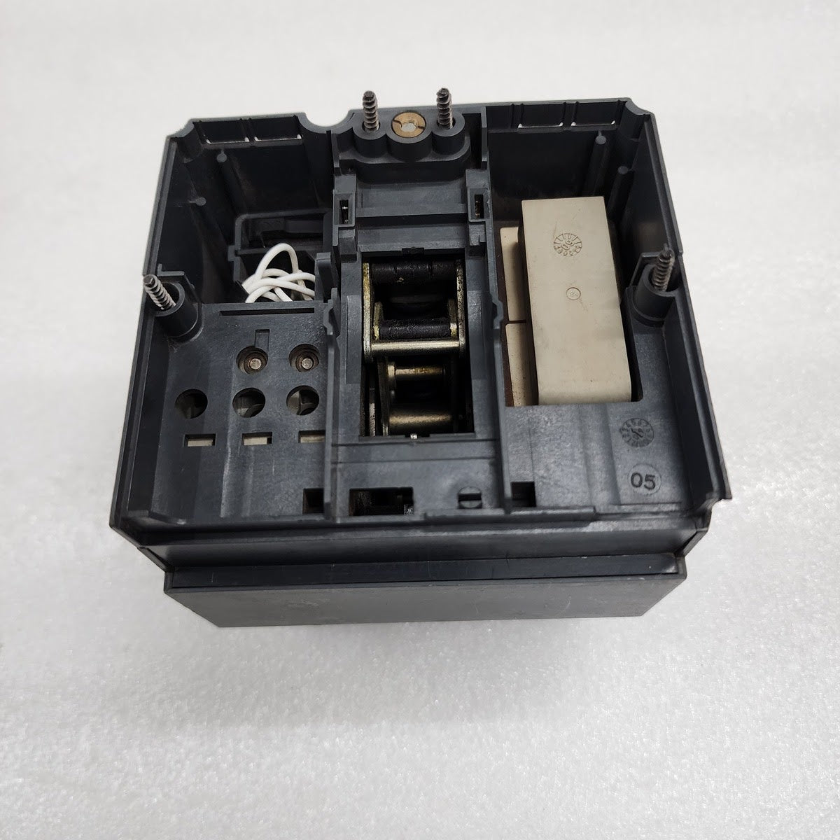 NSX 250N MOTOR OPERATOR 250A 220-240V