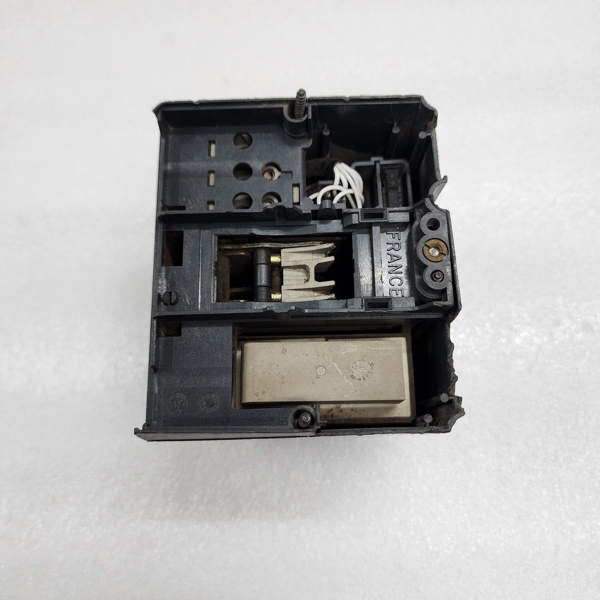 MERLIN GERIN COMPACT NS 225E MOTOR OPERATOR 250A