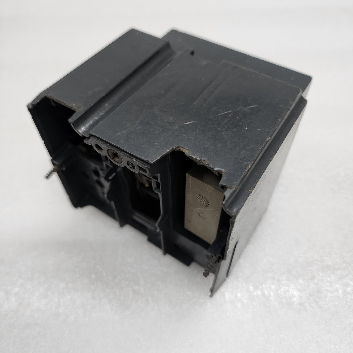MERLIN GERIN COMPACT NS 225E MOTOR OPERATOR 250A