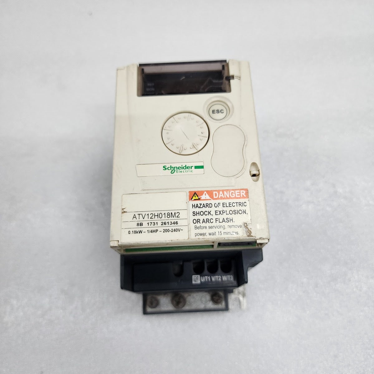 SCHNEIDER ELECTRIC ATV 12H018M2 VFD FREQUENCY DRIVE 0.18 kW 0.25 HP 200-240V