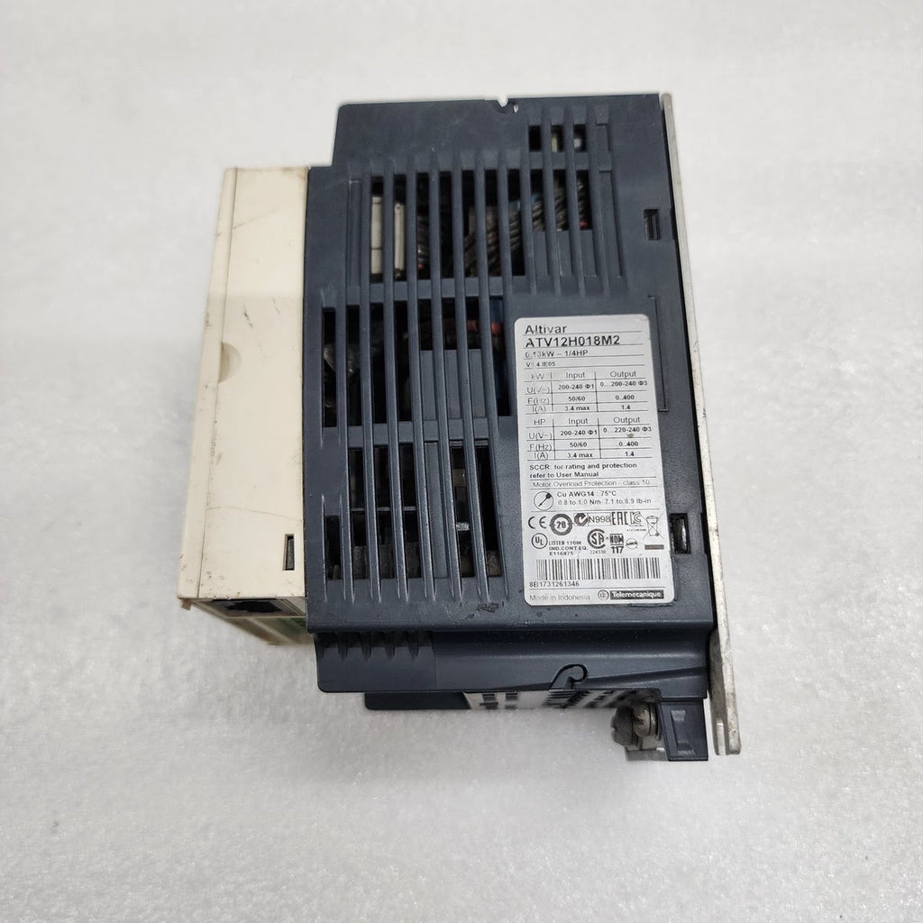 SCHNEIDER ELECTRIC ATV 12H018M2 VFD FREQUENCY DRIVE 0.18 kW 0.25 HP 200-240V