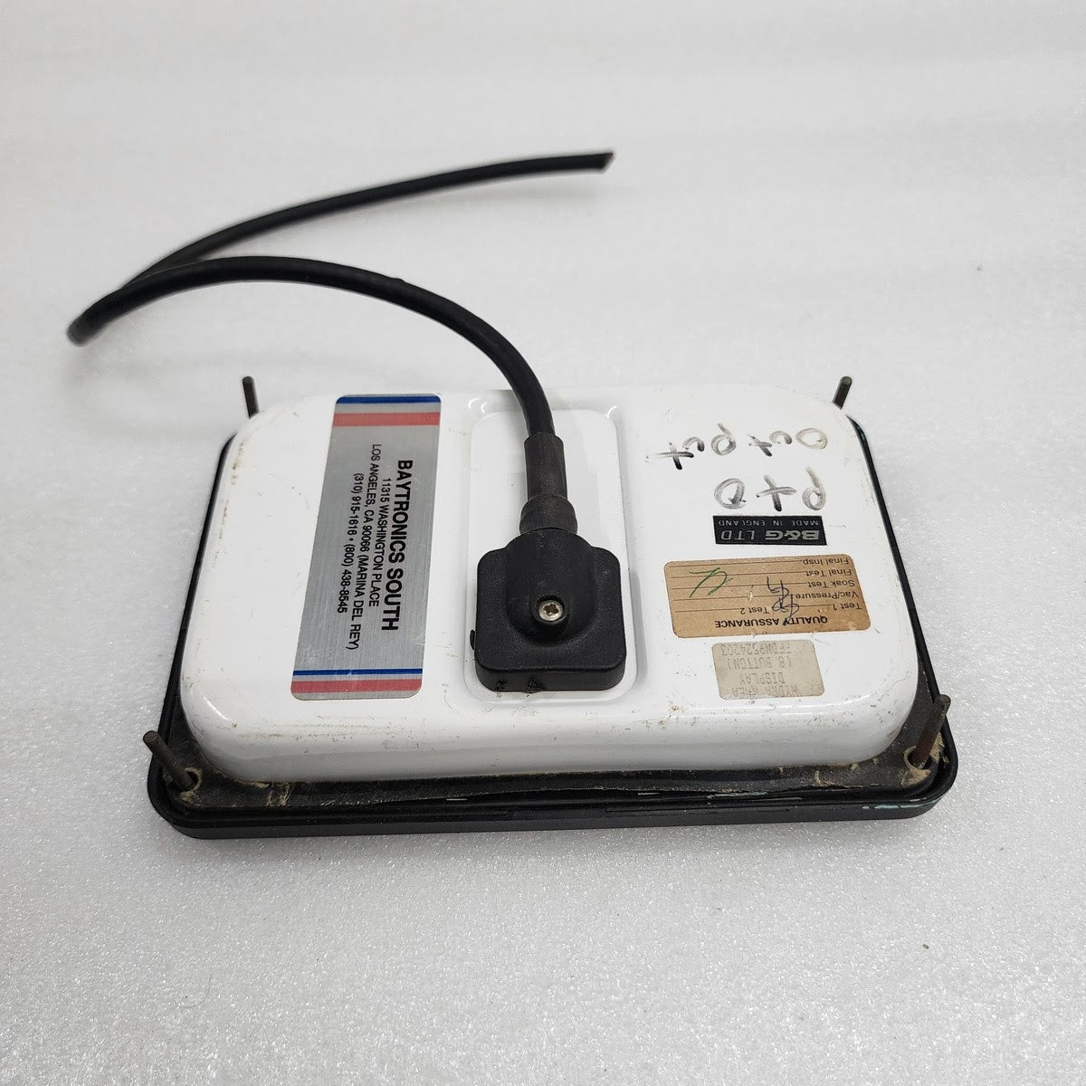 B&G HS 2 HYDRA 8 BUTTON DISPLAY