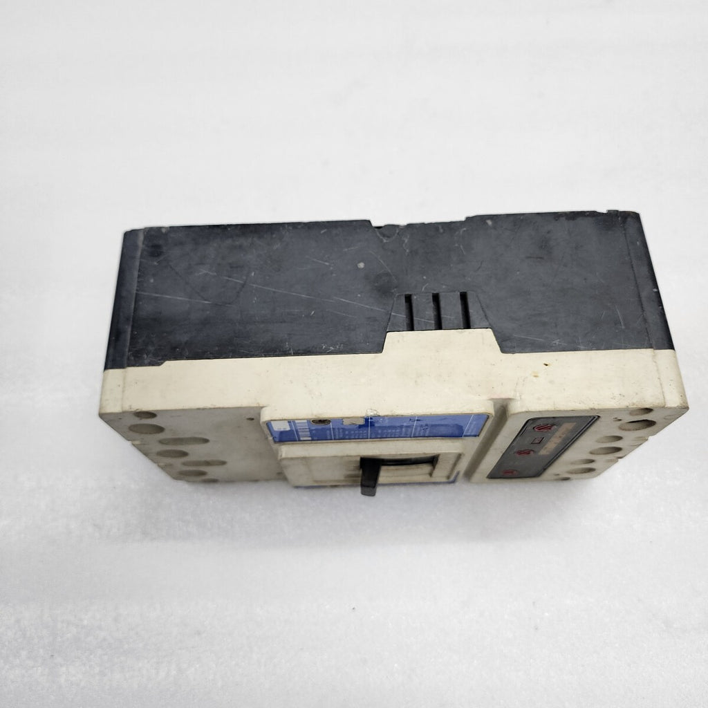 WESTINGHOUSE KD3400F CIRCUIT BREAKER 400A 600VAC/250VDC 1492D81G03