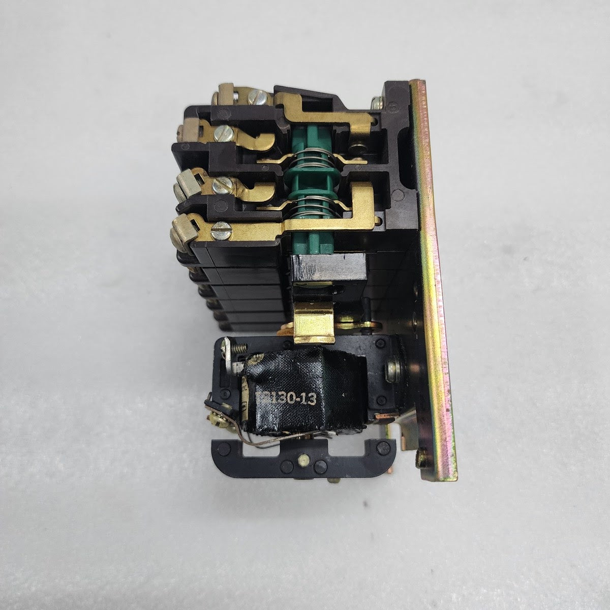 CLARK CONTROL DIVISION 5UF12-2-76 PMF A.C. RELAY BULLETIN 7305 10A 110-120V