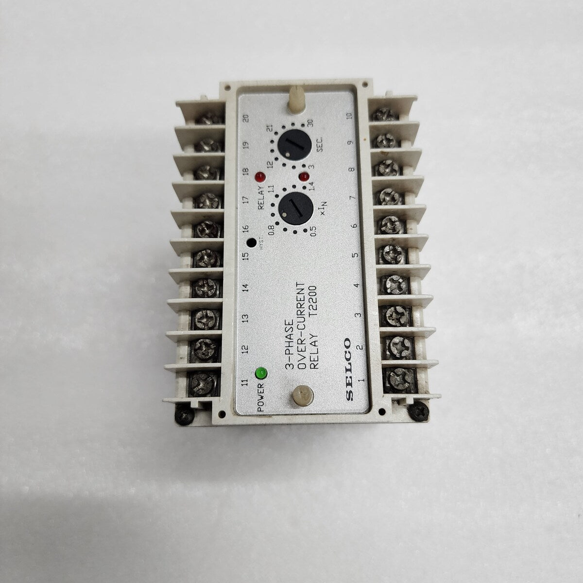 SELCO T2200-02 3-PHASE OVERCURRENT RELAY | 5A | 380 / 440V AC