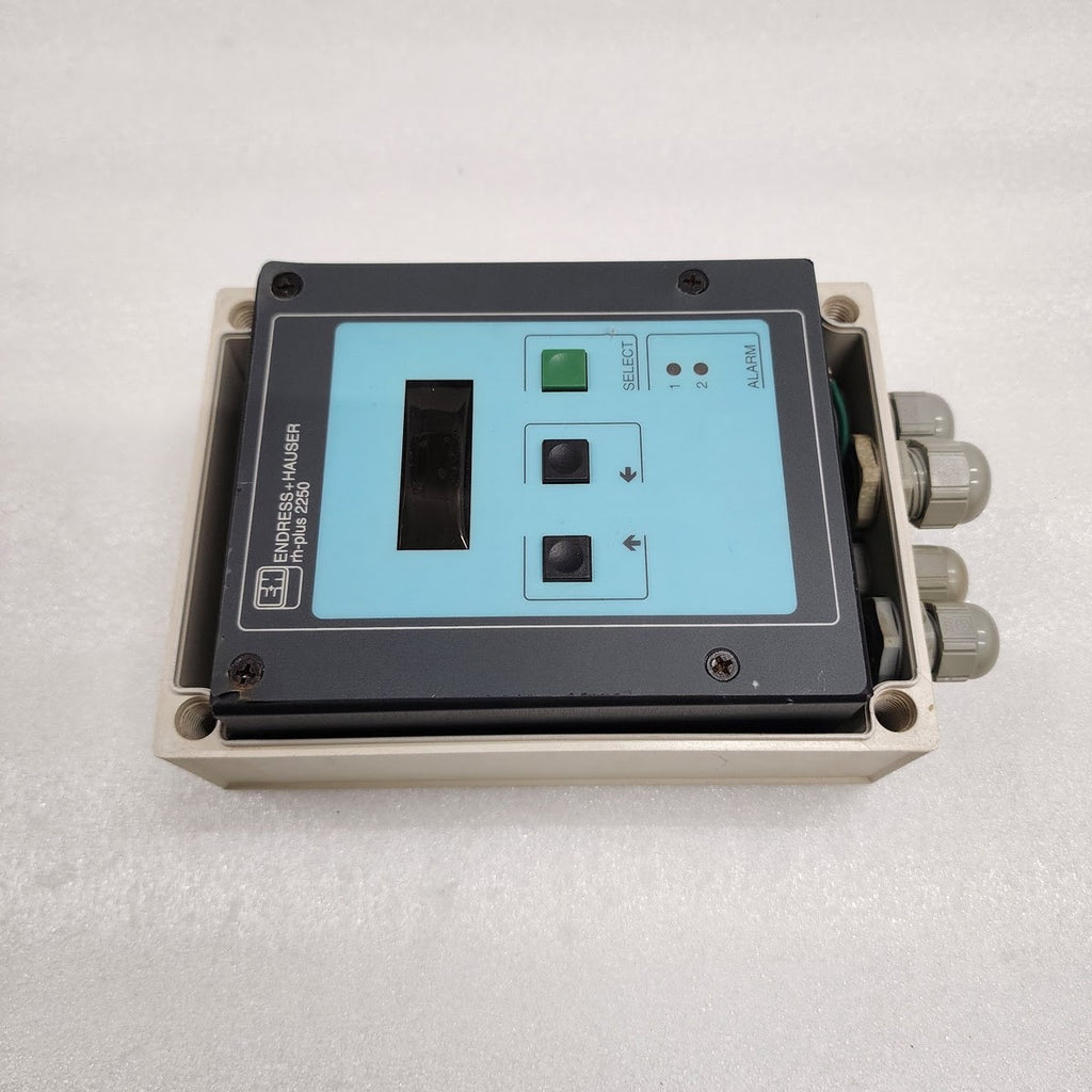 ENDRESS + HAUSER RH-PLUS 2250 RELATIVE HUMIDITY ANALYZER MR2250-R5D6S1 187-276V
