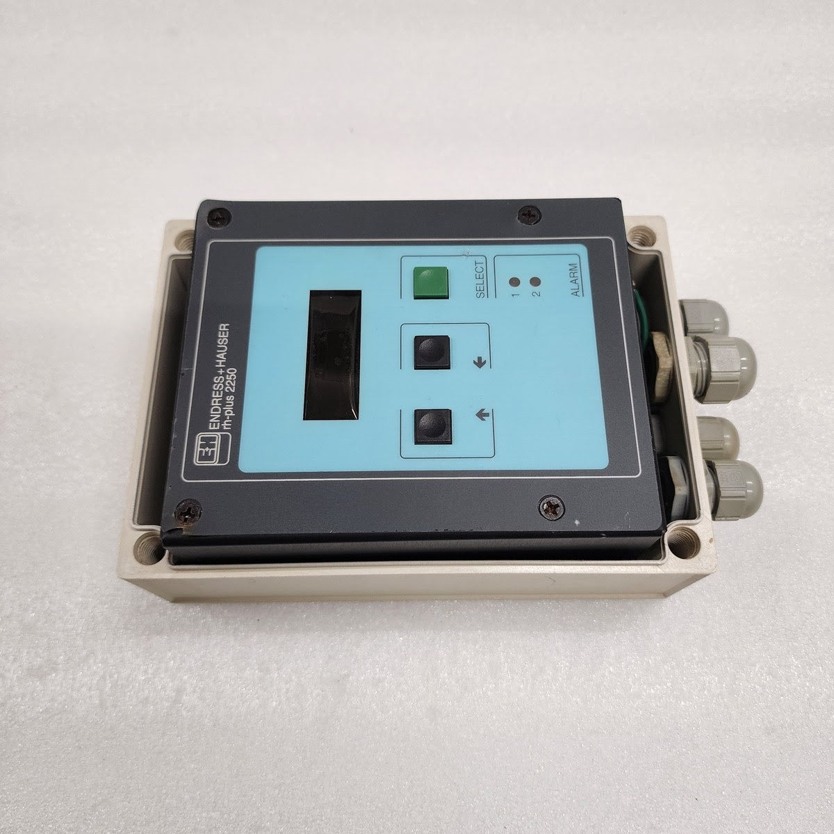 ENDRESS + HAUSER RH-PLUS 2250 RELATIVE HUMIDITY ANALYZER MR2250-R5D6S1 187-276V