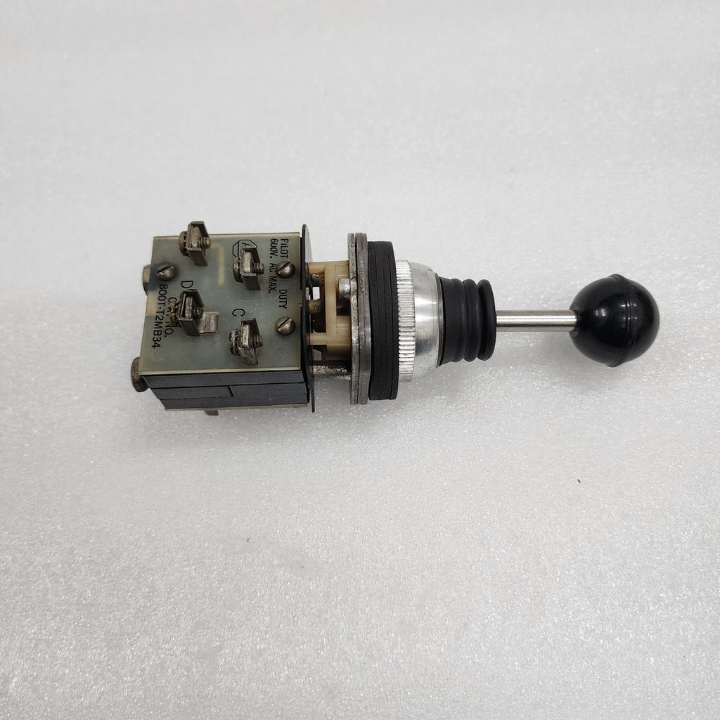 ALLEN BRADLEY CAT 800T-T2MB34 2-WAY SWITCH