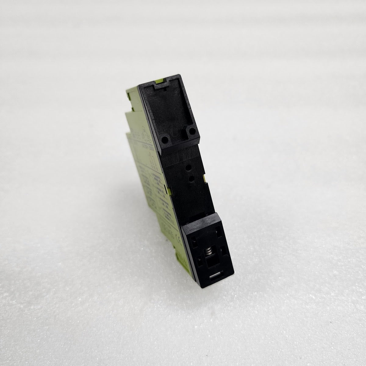 TELE OM1 MULTIFUNCTION TIMER RELAY 12-240V AC/DC
