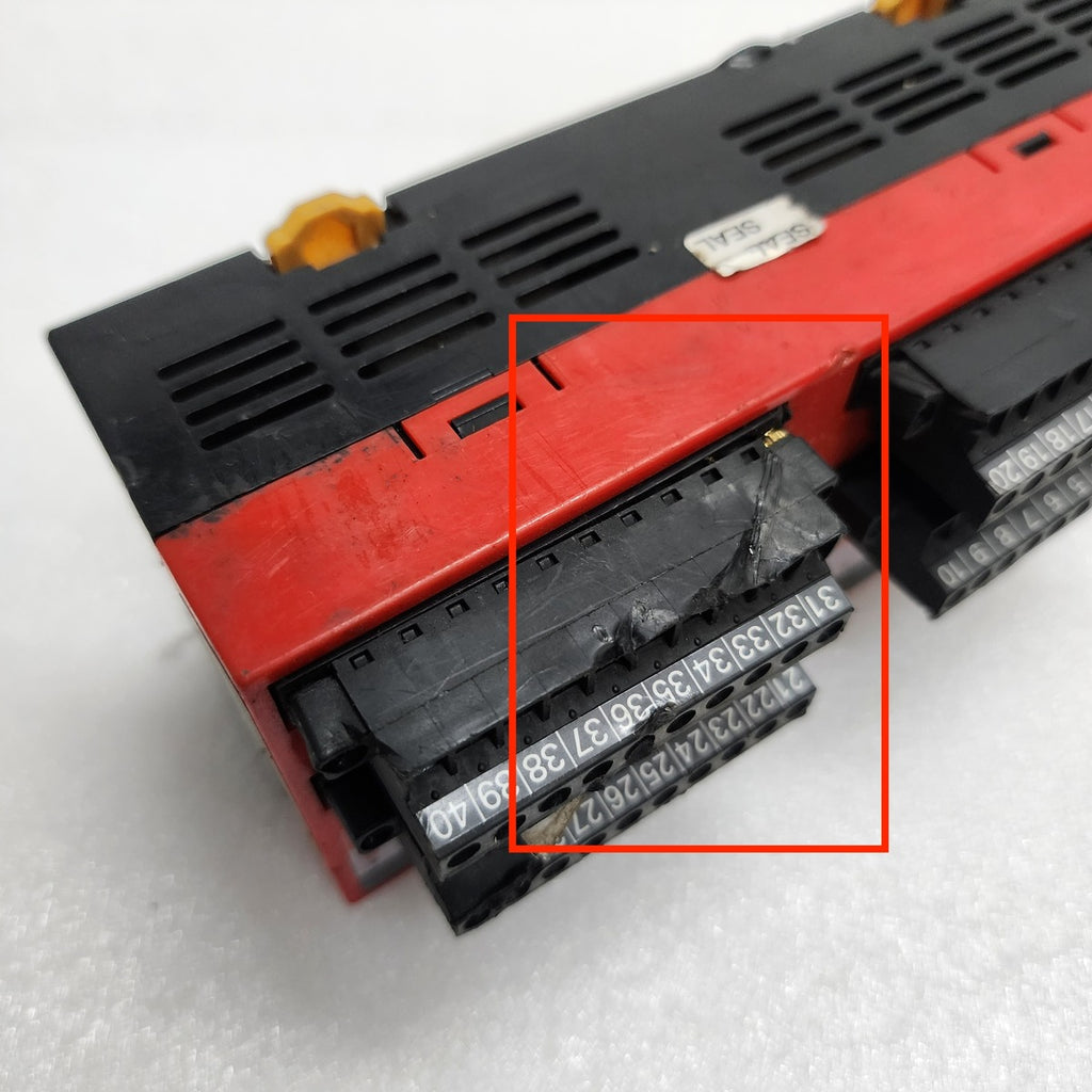 ALLEN BRADLEY CAT 1791DS-IB8XOB8 GUARD I/O DEVICE NET SAFETY MODULE