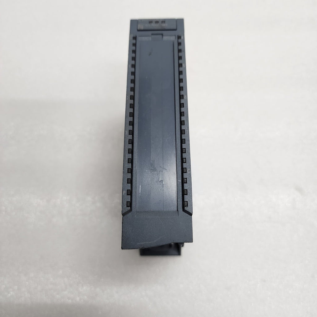 SIEMENS SIMATIC S7-1500 6ES7 531-7KF00-0AB0 8CH ANALOG INPUT  U/I/RTD/TC ST 24VD