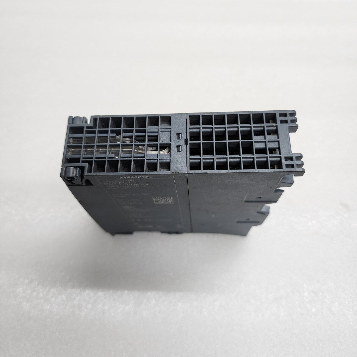 SIEMENS SIMATIC S7-1500 6ES7 531-7KF00-0AB0 8CH ANALOG INPUT  U/I/RTD/TC ST 24VD