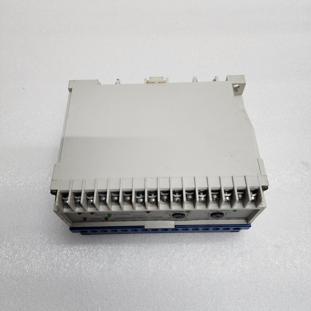 SELCO T4500-13  AUTO SYNCHRONIZER 100-110V