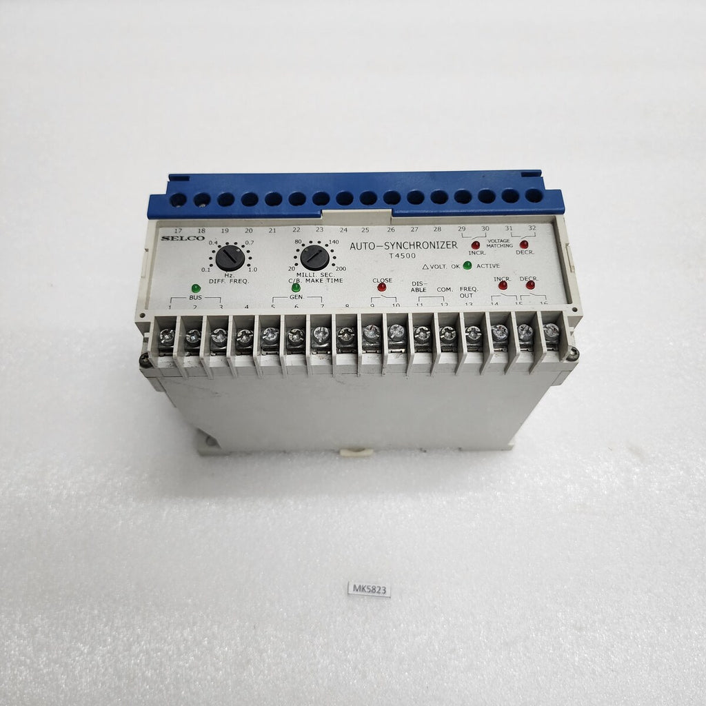 SELCO T4500-13  AUTO SYNCHRONIZER 100-110V