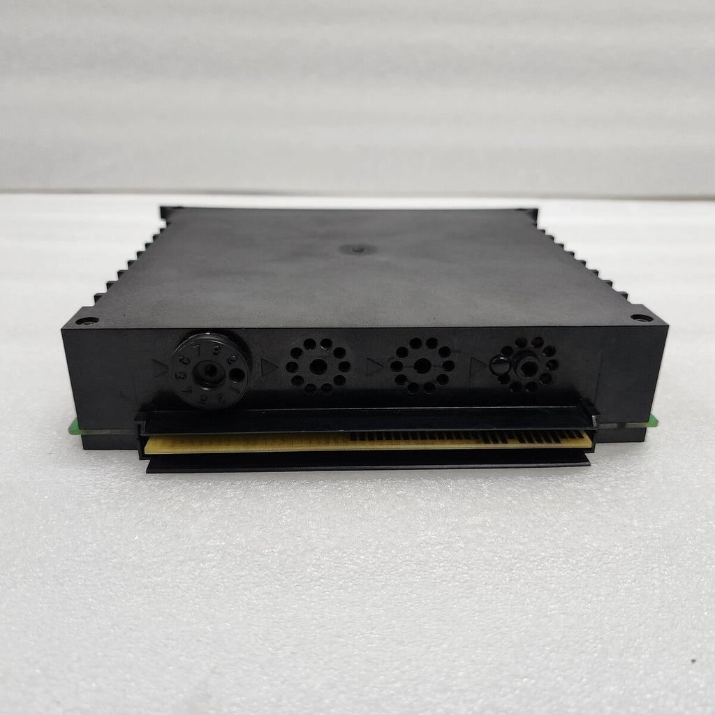 SCHNEIDER AUTOMATION TSXD8T2472 24 OUTPUT 24VDC 0.5A PROT.PL