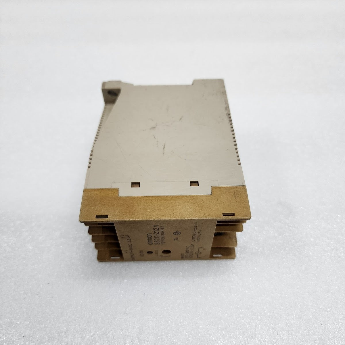 OMRON S82K-2124 POWER SUPPLY 24VDC 0.6A S82K2124