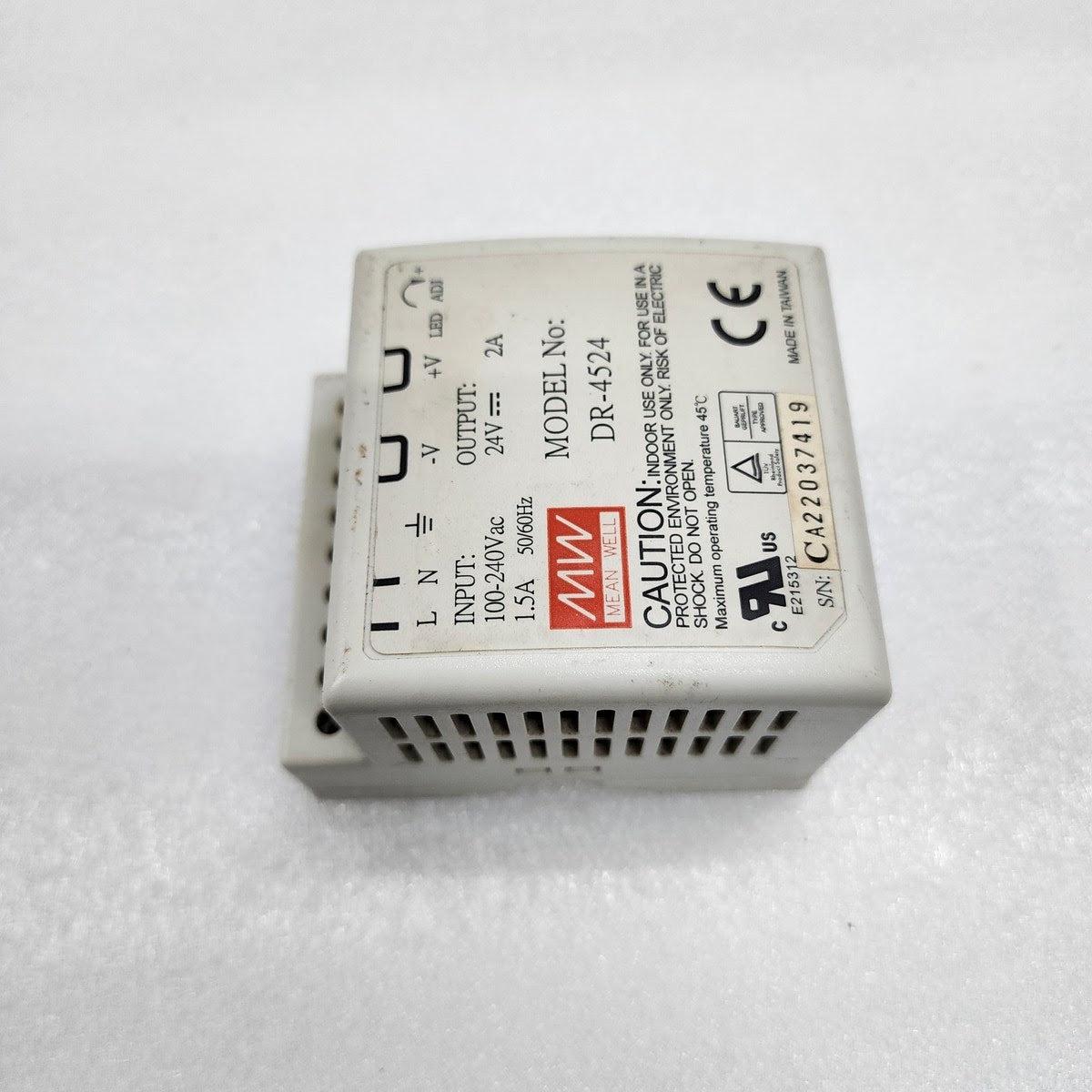 MEAN WELL DR-4524 POWER SUPPLY 24VDC 2A