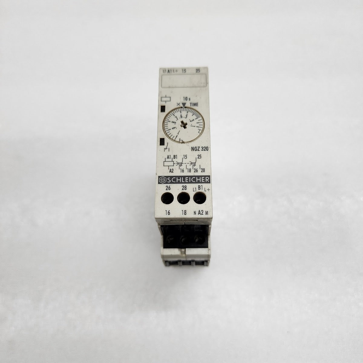 SCHLEICHER NGZ 320 TIMER RELAY ZG1W2R1-33-76-00A 24-240V AC/DC