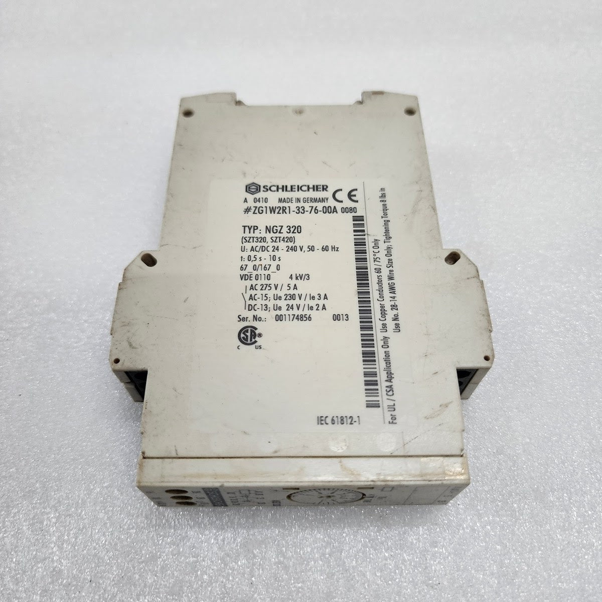SCHLEICHER NGZ 320 TIMER RELAY ZG1W2R1-33-76-00A 24-240V AC/DC