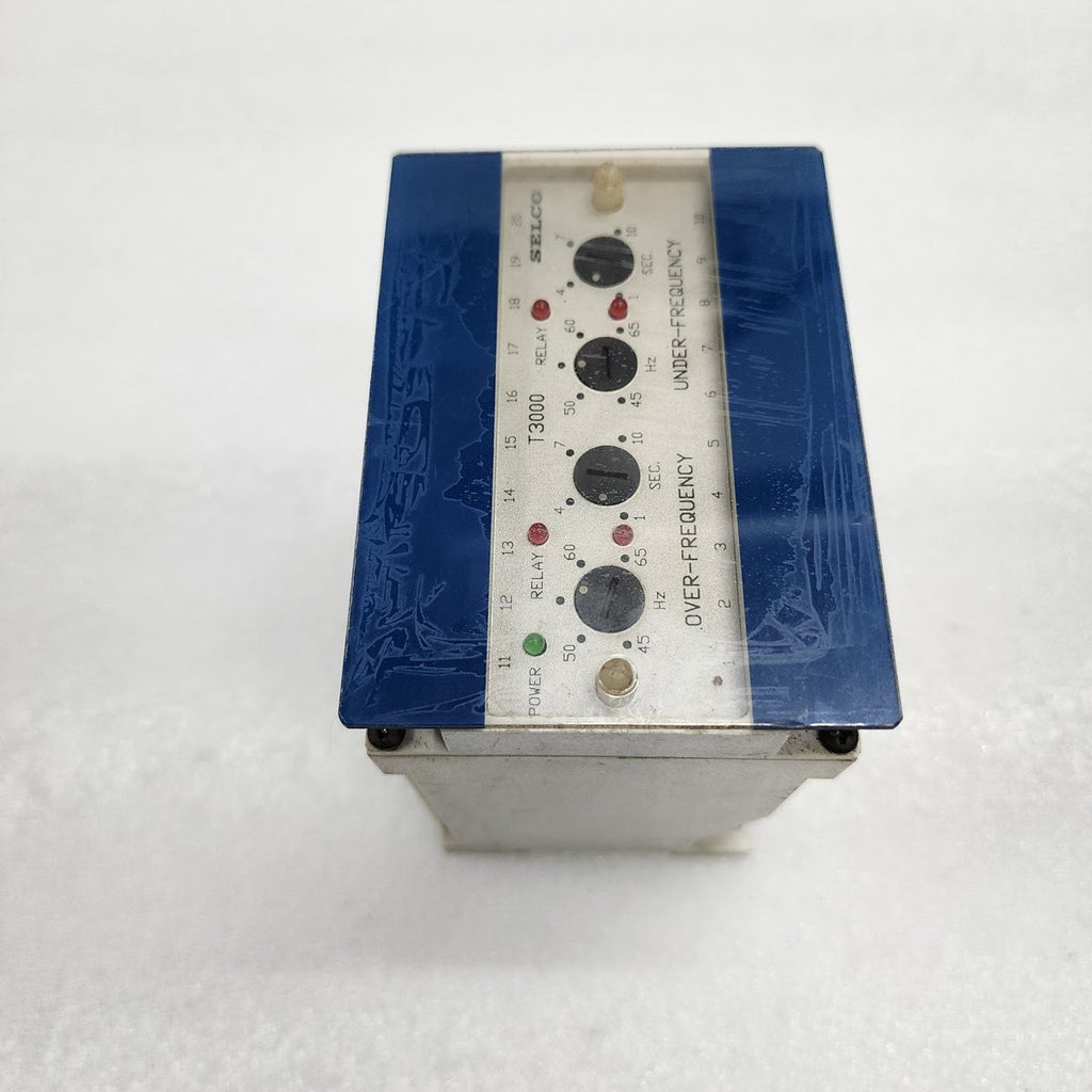SELCO T3000-01 FREQUENCY RELAY 380-440V