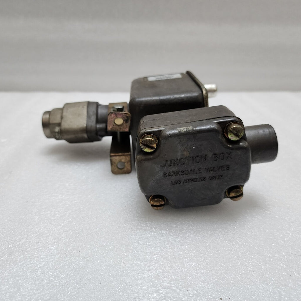BARKSDALE 0406-072 PRESSURE SWITCH TC9622-3 250VDC/480VAC