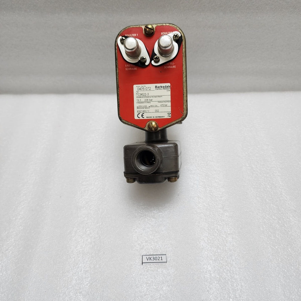 BARKSDALE 0406-072 PRESSURE SWITCH TC9622-3 250VDC/480VAC