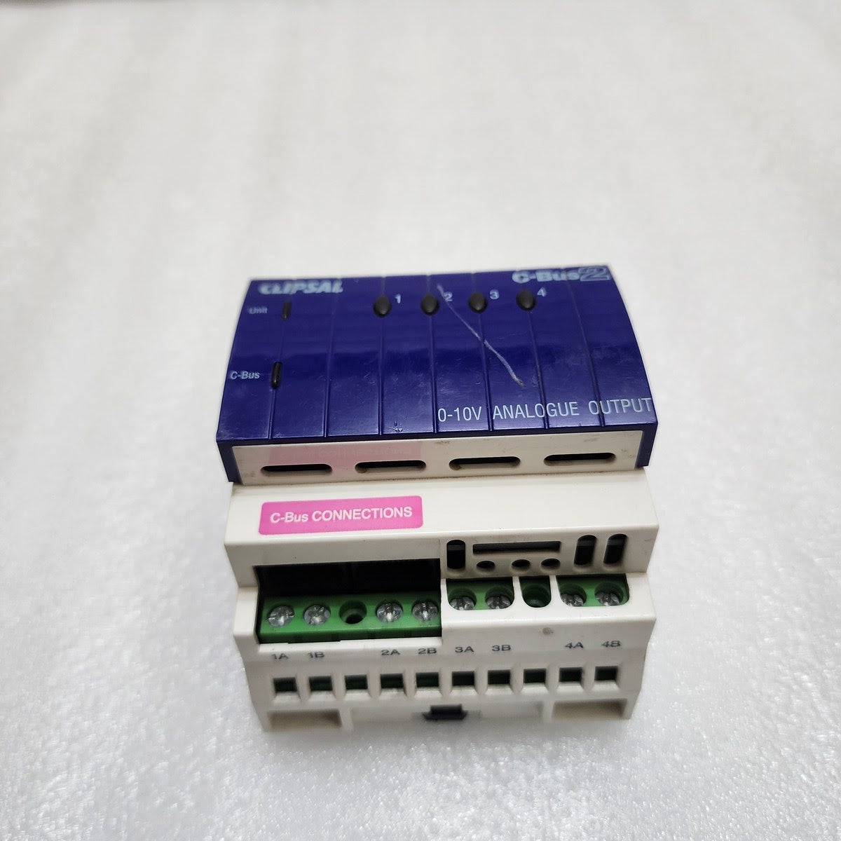 CLIPSAL L5504AMP 4-CH ANALOGUE OUTPUT UNIT LE5504TAMP 110-120V/220-240V
