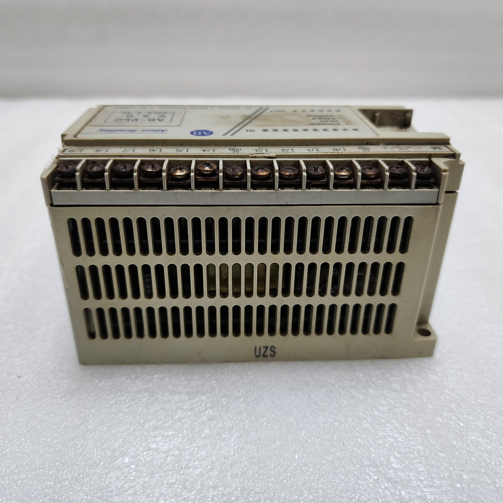 ALLEN BRADLEY CAT 1761-L16BWA SER E MICROLOGIX 1000 BODY DAMAGED