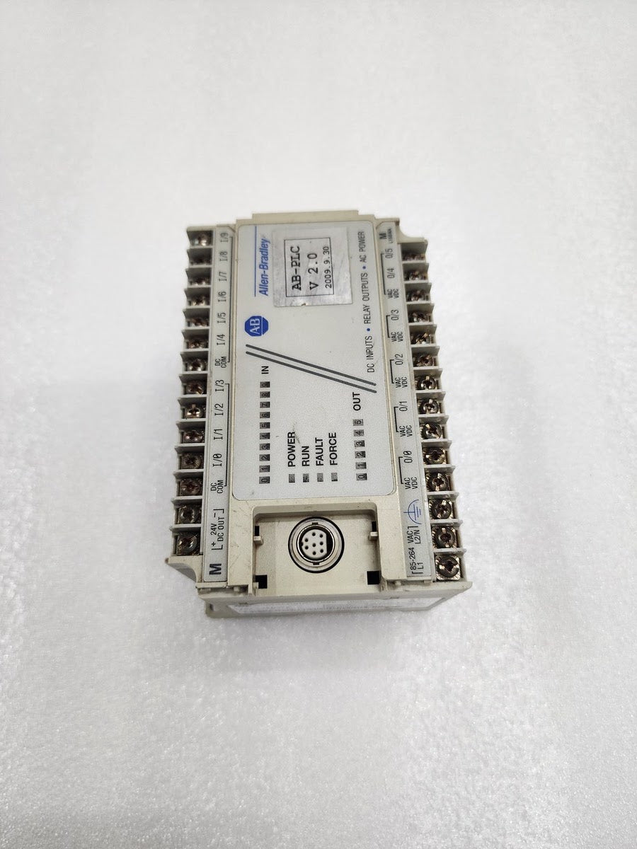 ALLEN BRADLEY CAT 1761-L16BWA SERIES E MICROLOGIX 1000