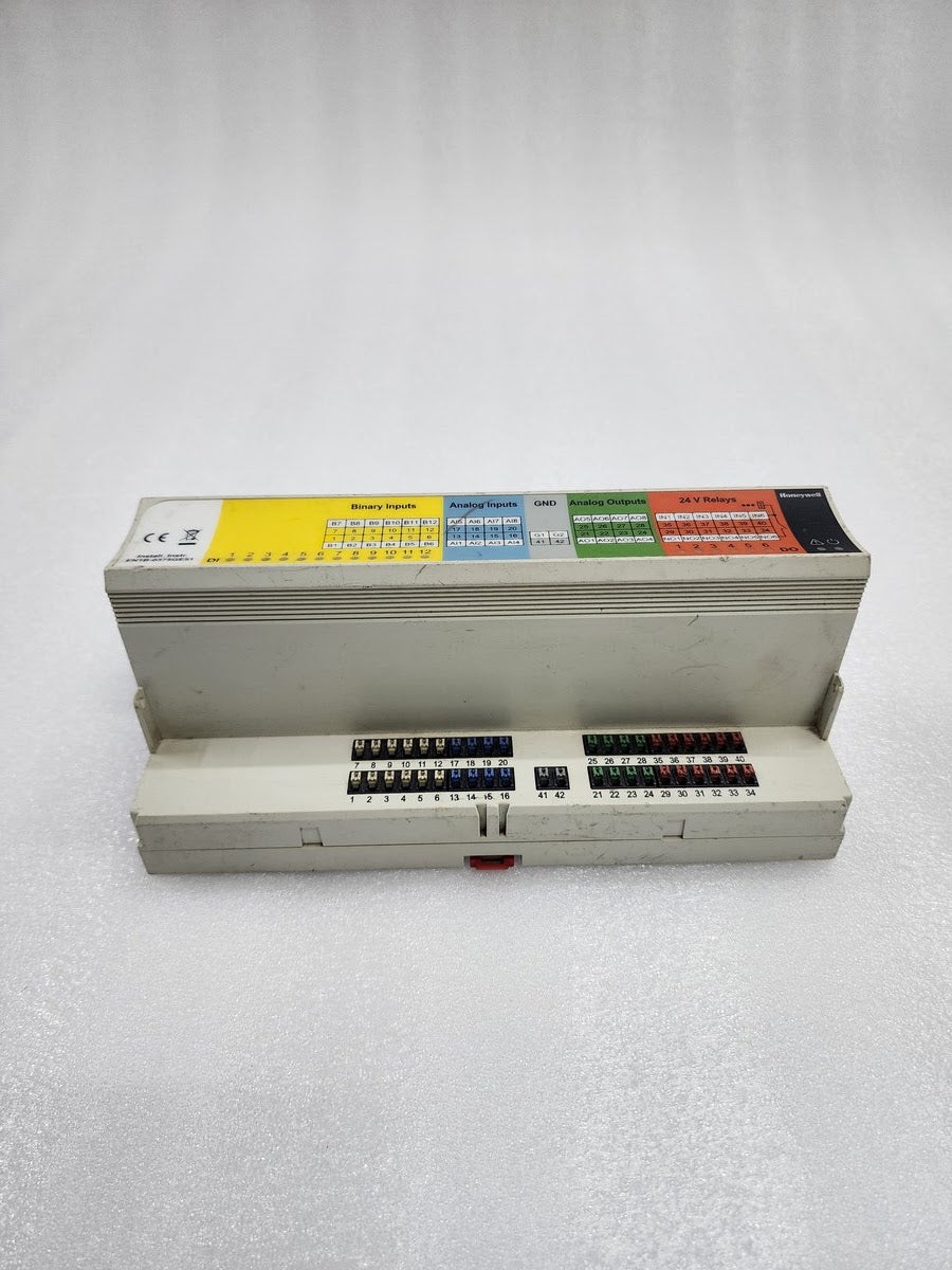 HONEYWELL XF830A I/O MODULE 24VDC