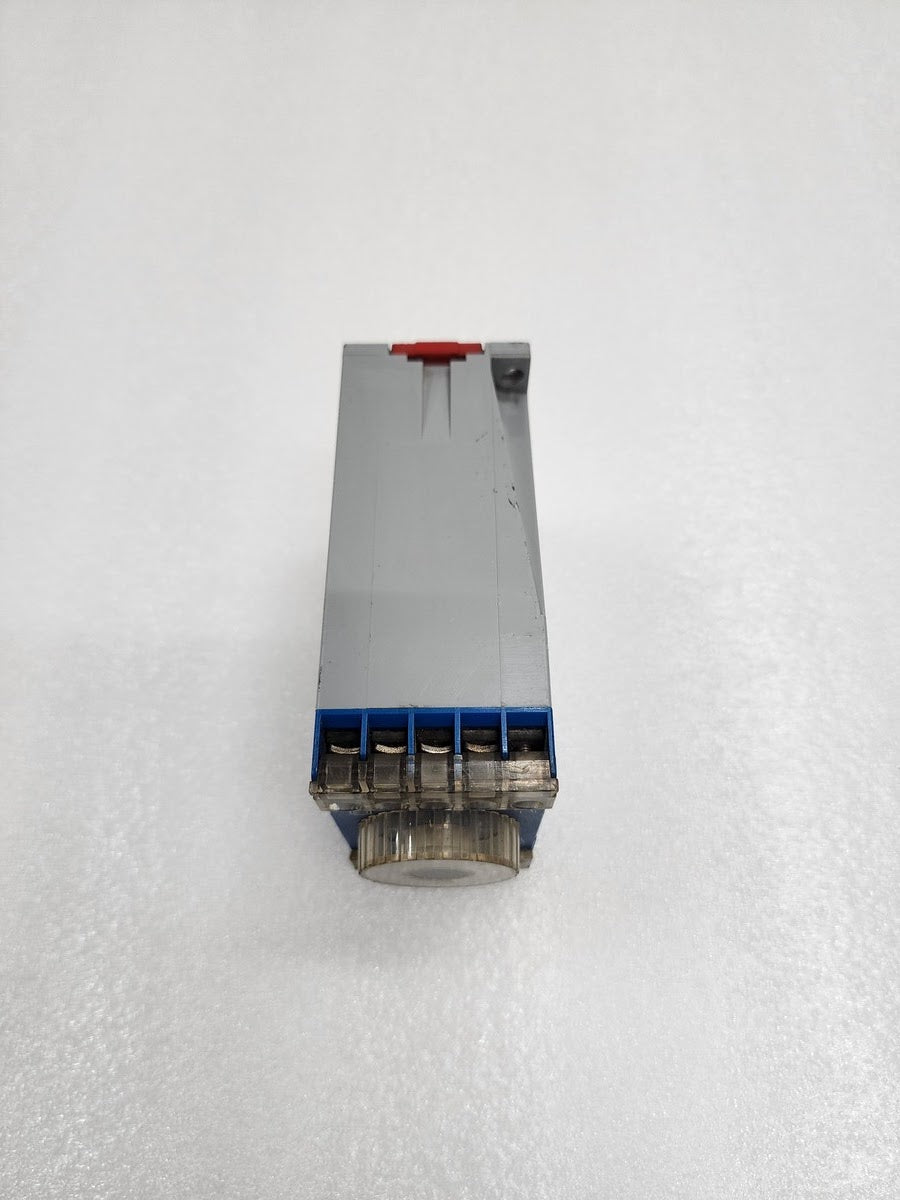 SCHLEICHER SZT320 TIME RELAY 24VAC/DC 0.5-10S