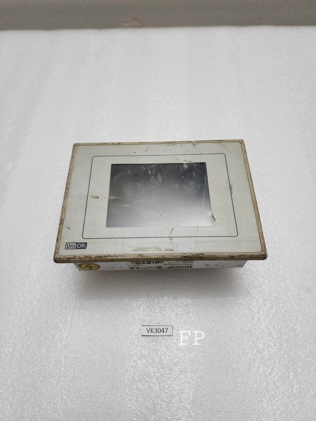 UNIOP ETOP03-0046 OPERATOR PANEL HMI 24VDC DISPLAY NOT WORKING