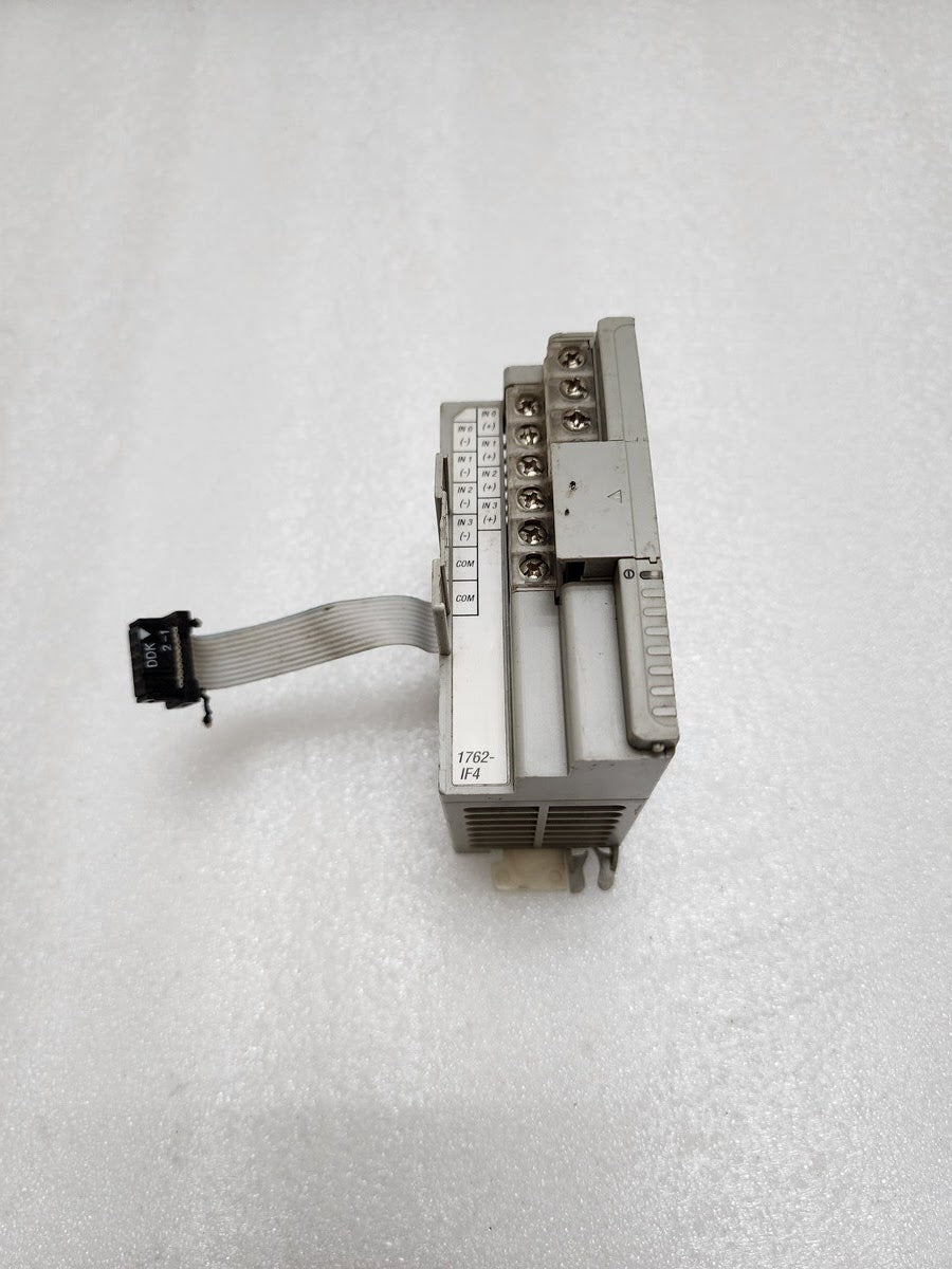 ALLEN BRADLEY CAT 1762-IF4 ANALOG INPUT MODULE DAMAGED BODY