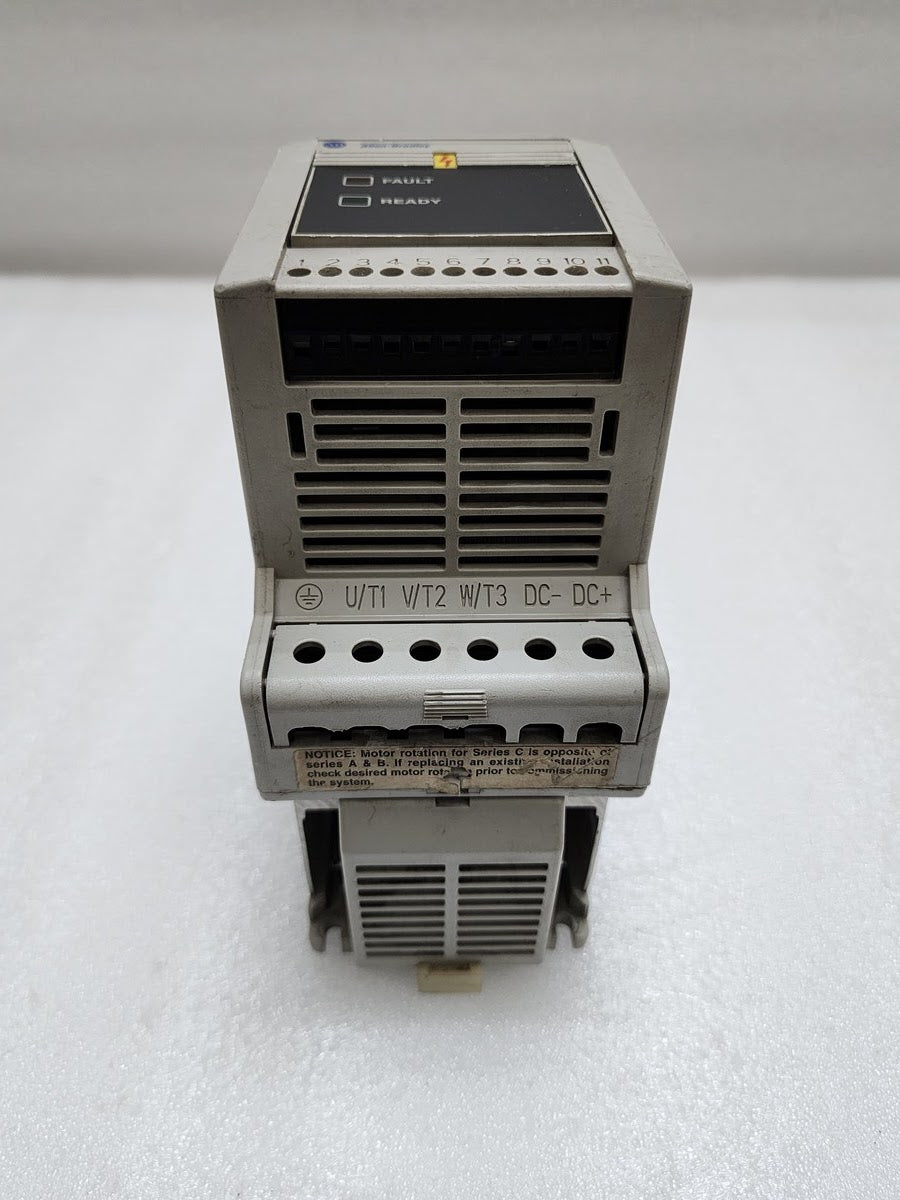 ALLEN BRADLEY CAT 160-BA04NS02 SER C INVERTER DRIVE 2HP 1.5KW 400V
