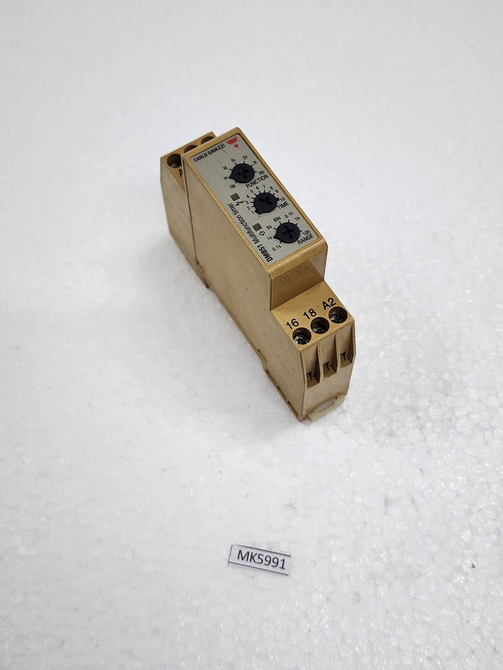 CARLO GAVAZZI DMB51CW24 MULTIFUNCTION TIMER 12-240VAC-DC