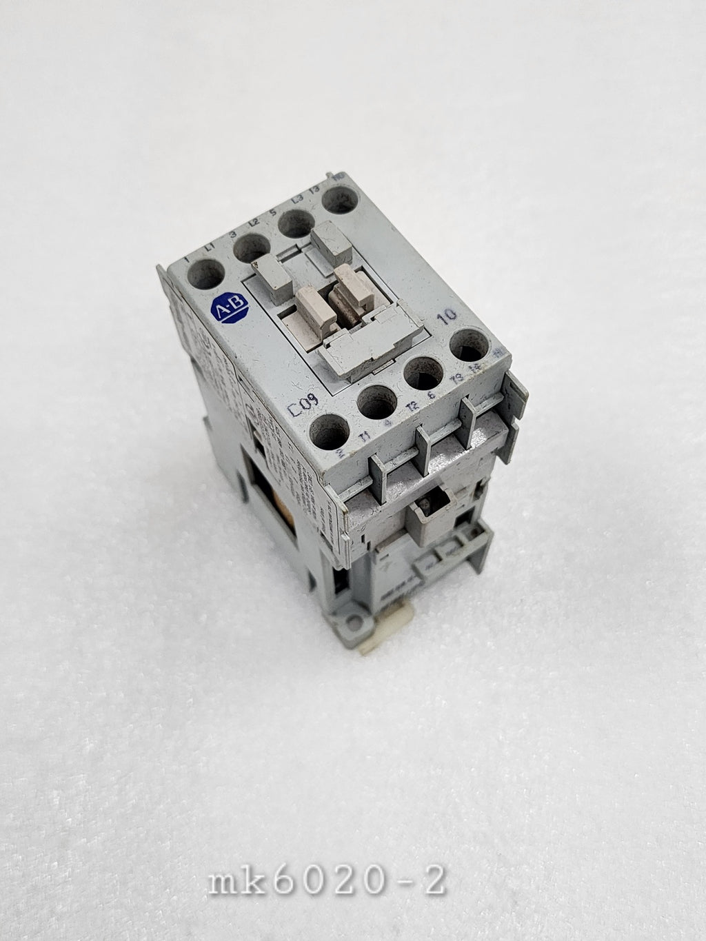 ALLEN BRADLEY CAT 100-C09Z-10 SER A MAGNETIC CONTACT COIL VOLTAGE 24VDC